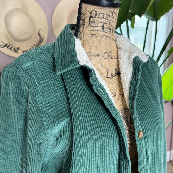 L.L. Bean Women's Corduroy Utility Jacket - Picture 4 of 10